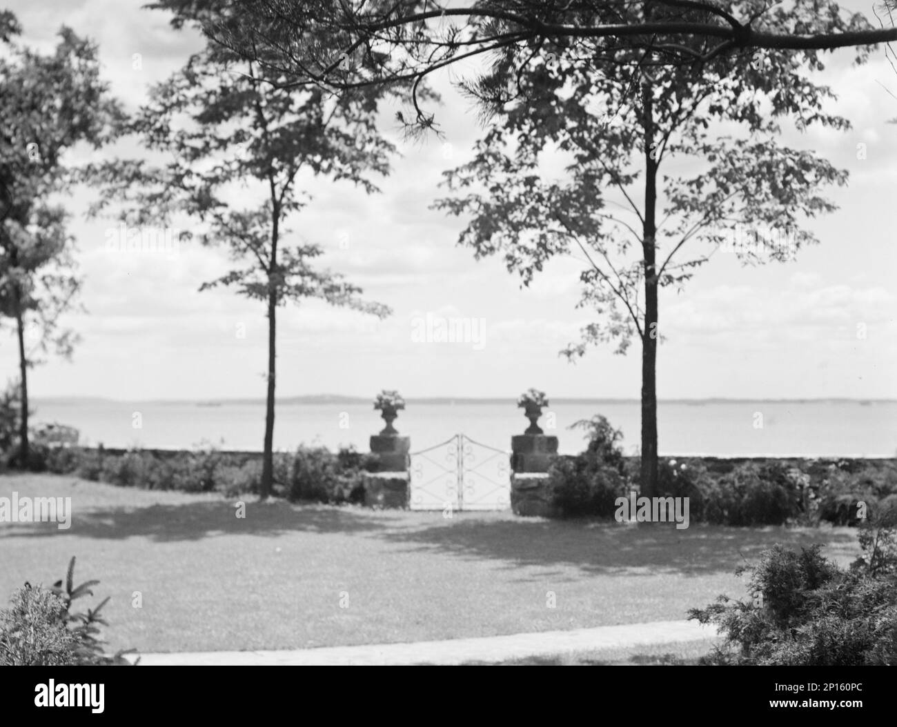 East hampton long island view Black and White Stock Photos & Images Alamy