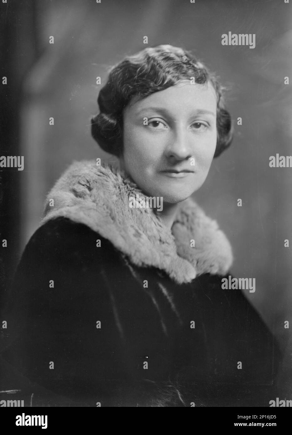 Miss Newport, portrait photograph, 1919 Feb. 28. Stock Photo