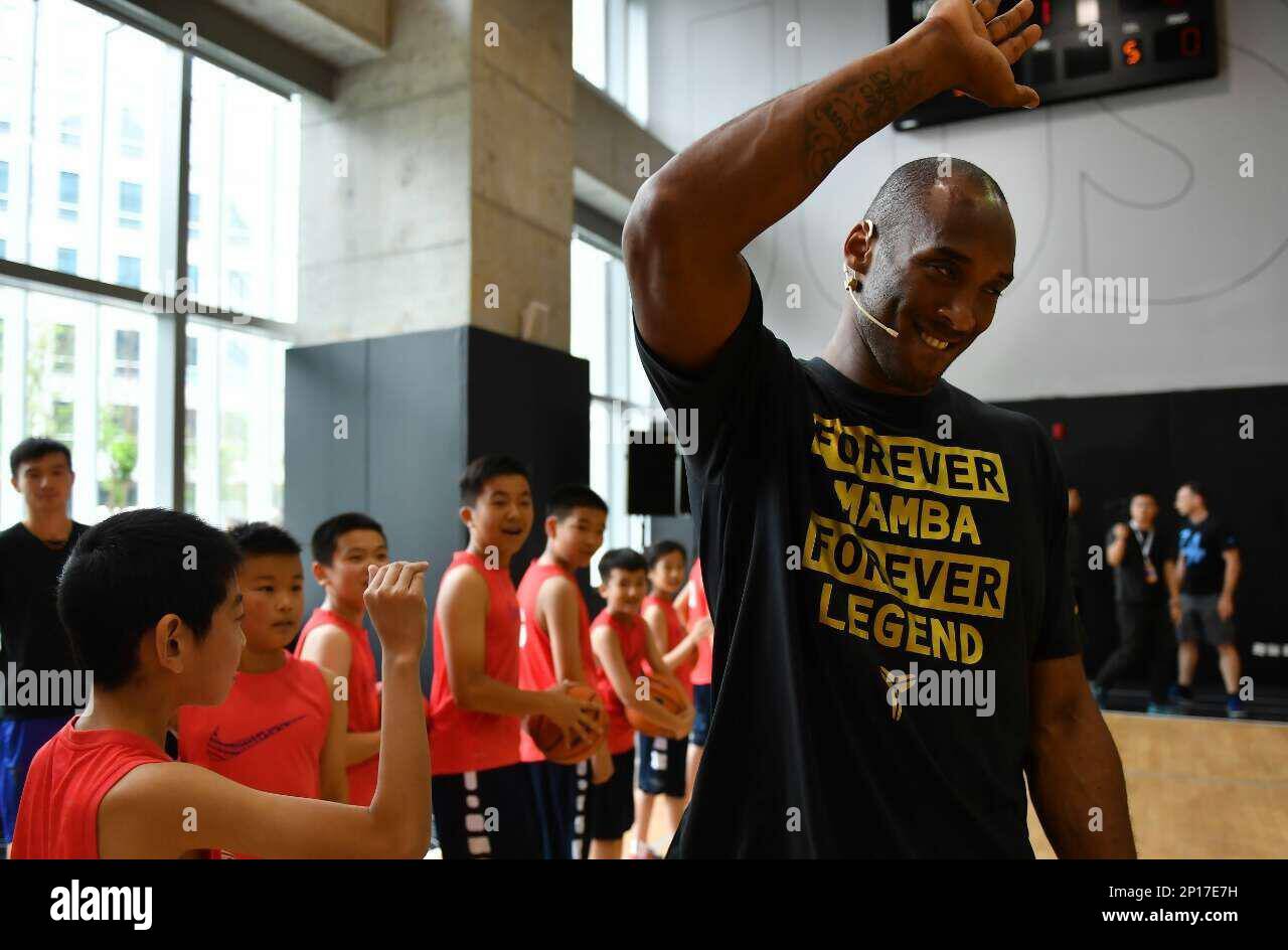 マンバアカデミー ナイキ NBA Tシャツ-