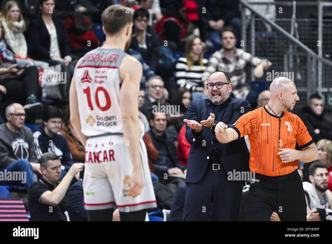 Antwerp's head coach Ivica Skelin pictured during a basketball match