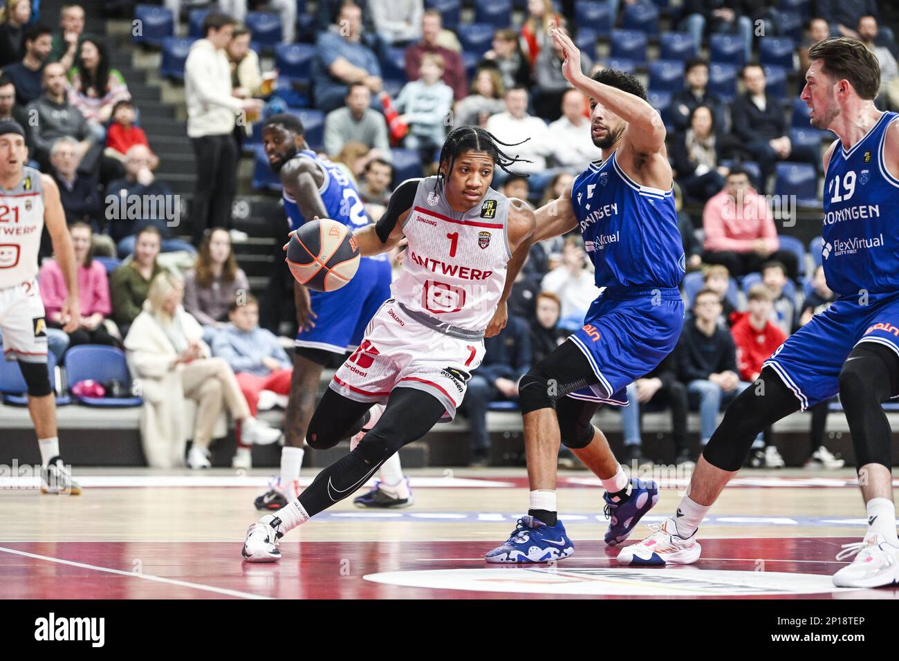Antwerp's Brandon Anderson and Groningen's Leon Williams pictured in