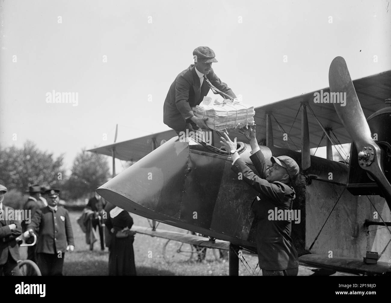 Curtiss Airplane Tests And Demonstrations; Twin Engine Biplane, Potomac