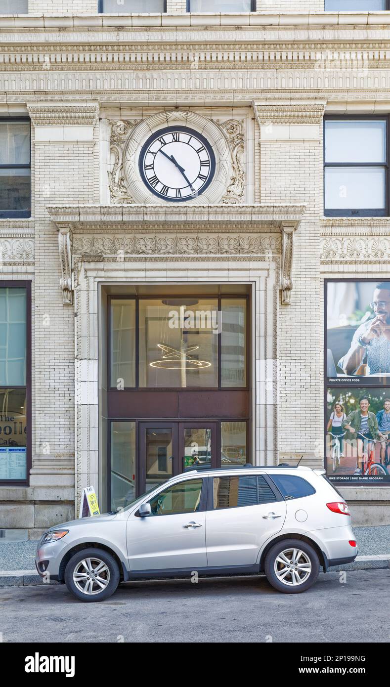Pittsburgh Downtown Allegheny Apartments, the former Frick Building