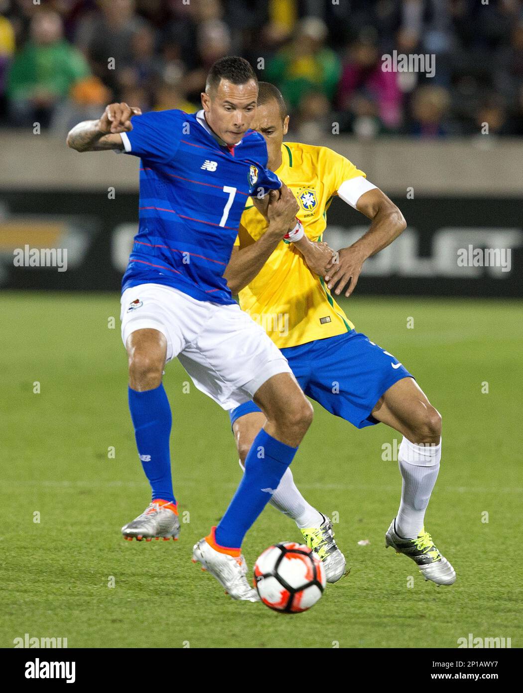 May 29, 2016 - Commerce City, Colorado, U.S - Panama F BLAS PEREZ, left,  gets held from the ball during a friendly match against Panama before the  Copa de Oro at Dicks