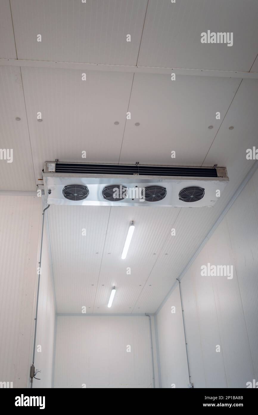 Refrigeration chamber for food storage. Installation for the production