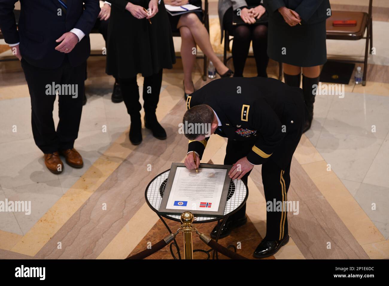 Letter of intent ceremony hi-res stock photography and images - Alamy