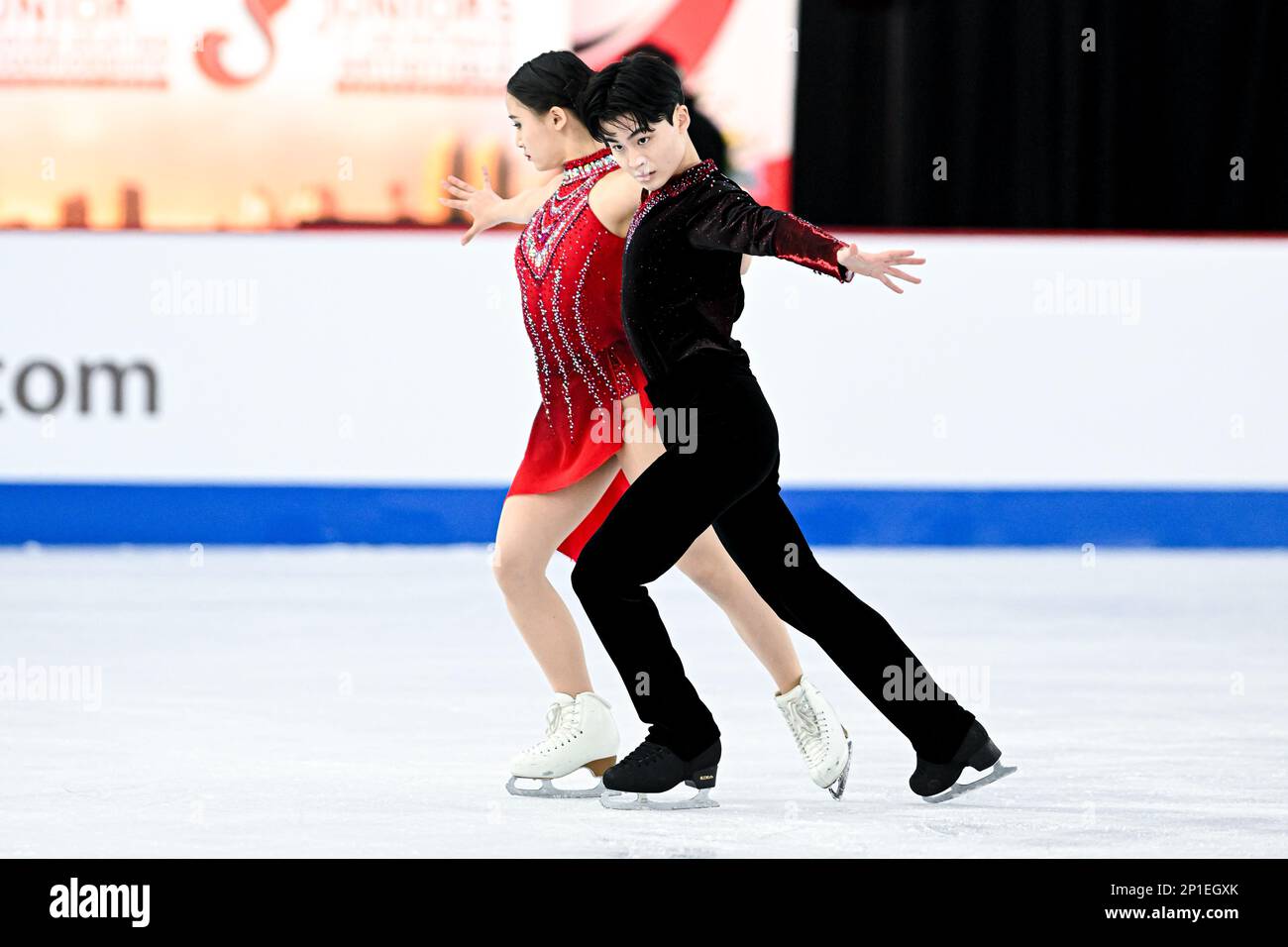 Jinny KIM & Namu LEE (KOR), during Junior Ice Dance Rhythm Dance, at
