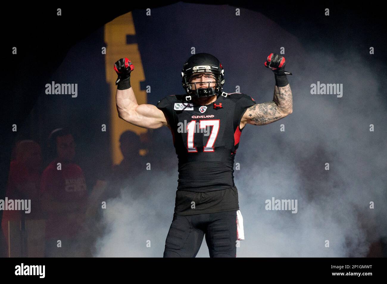 09 April 2016: Cleveland Gladiators DB Joe Powell (21) defends a pass  against Tampa Bay Storm WR Antoine T.T. Toliver (1) and Tampa Bay Storm WR  Phillip Barnett (11) during the first