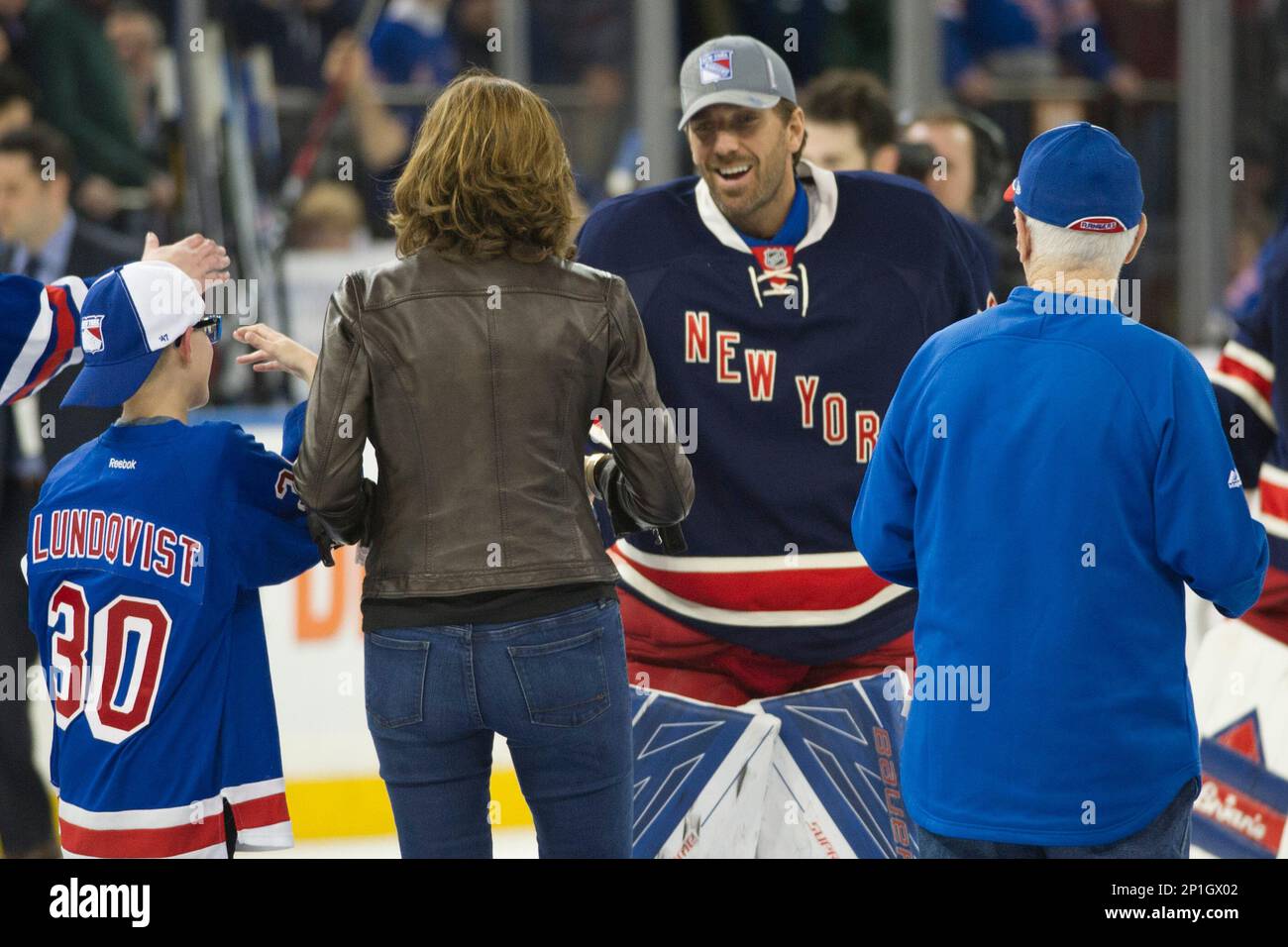 Henrik Lundqvist returns Monday as Rangers reopen Madison Square Garden 
