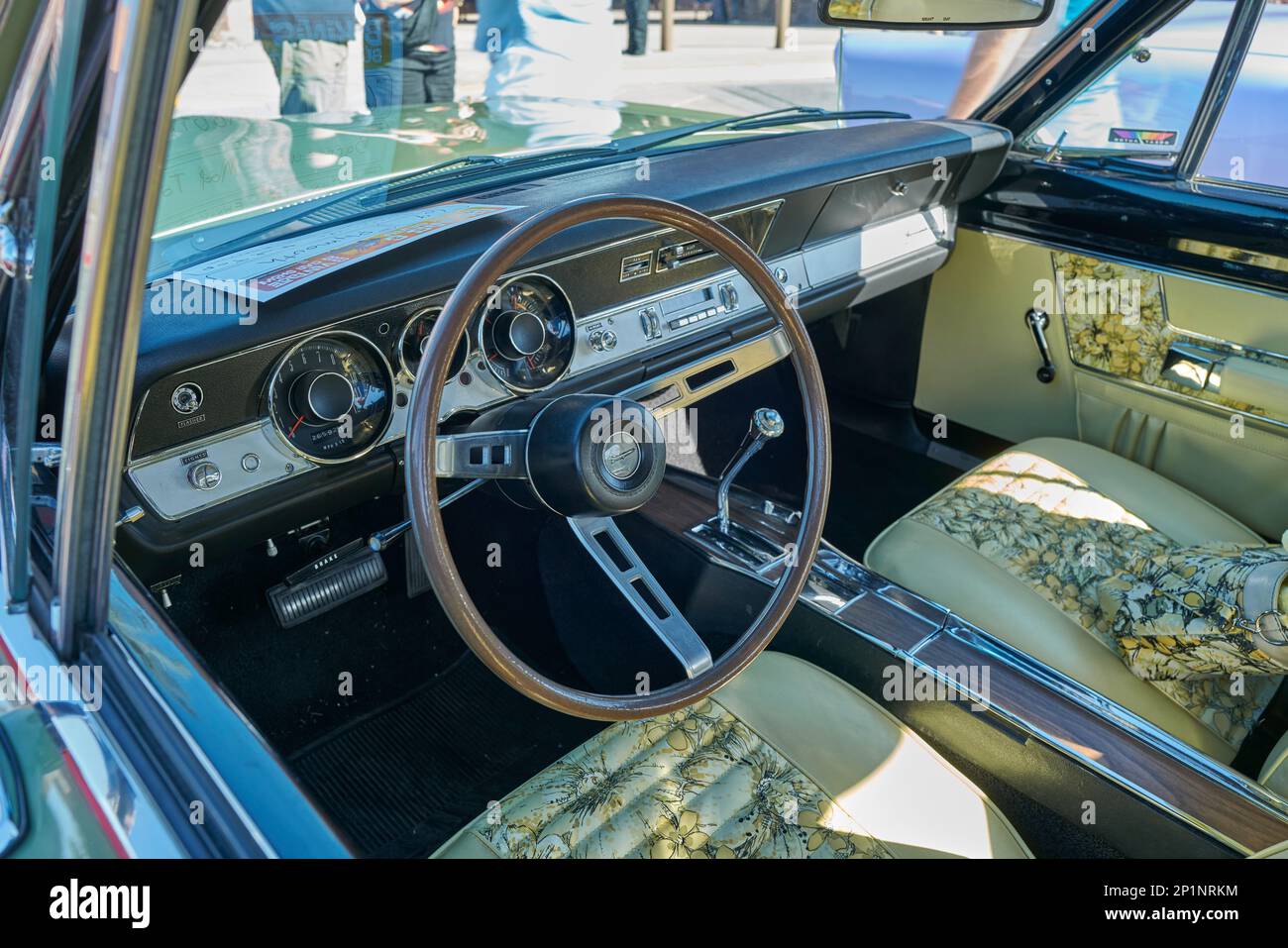 Palm Springs classic car show Stock Photo - Alamy