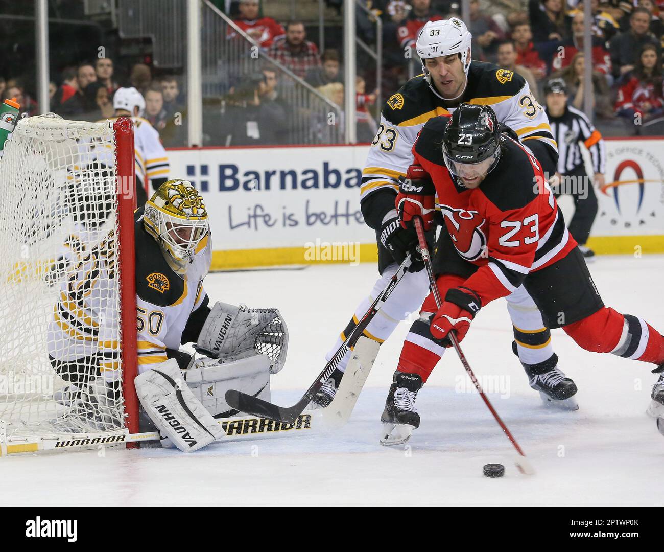 January 8, 2016: New Jersey Devils right wing Bobby Farnham (23 ...