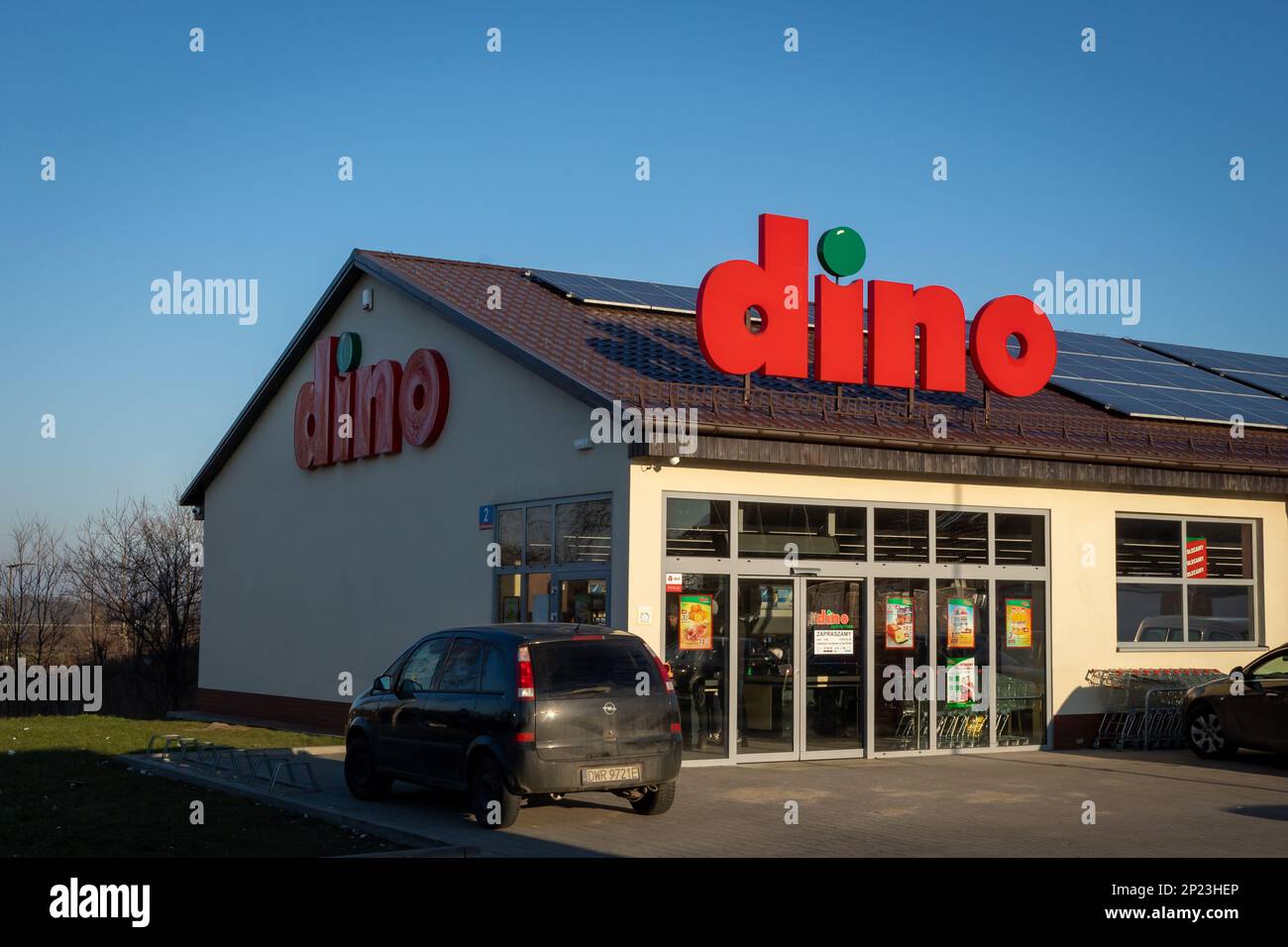 Dino store hi-res stock photography and images - Alamy