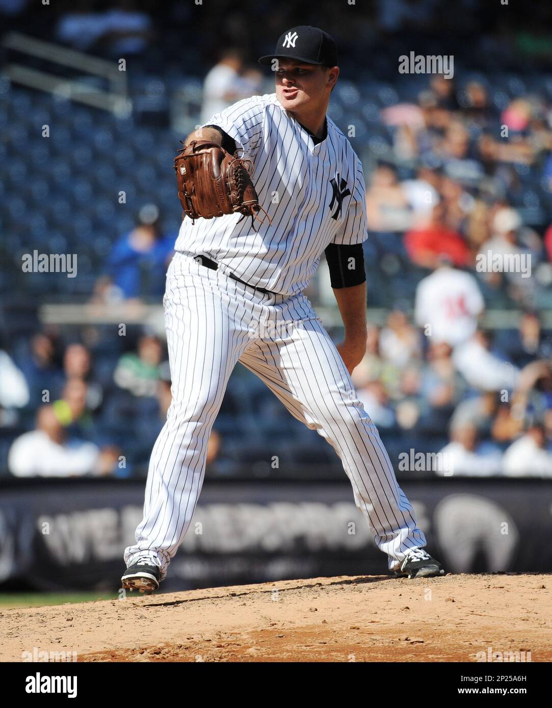 New York Yankees pitcher Justin Wilson (41) during game against the Tampa  Bay Rays at Yankee