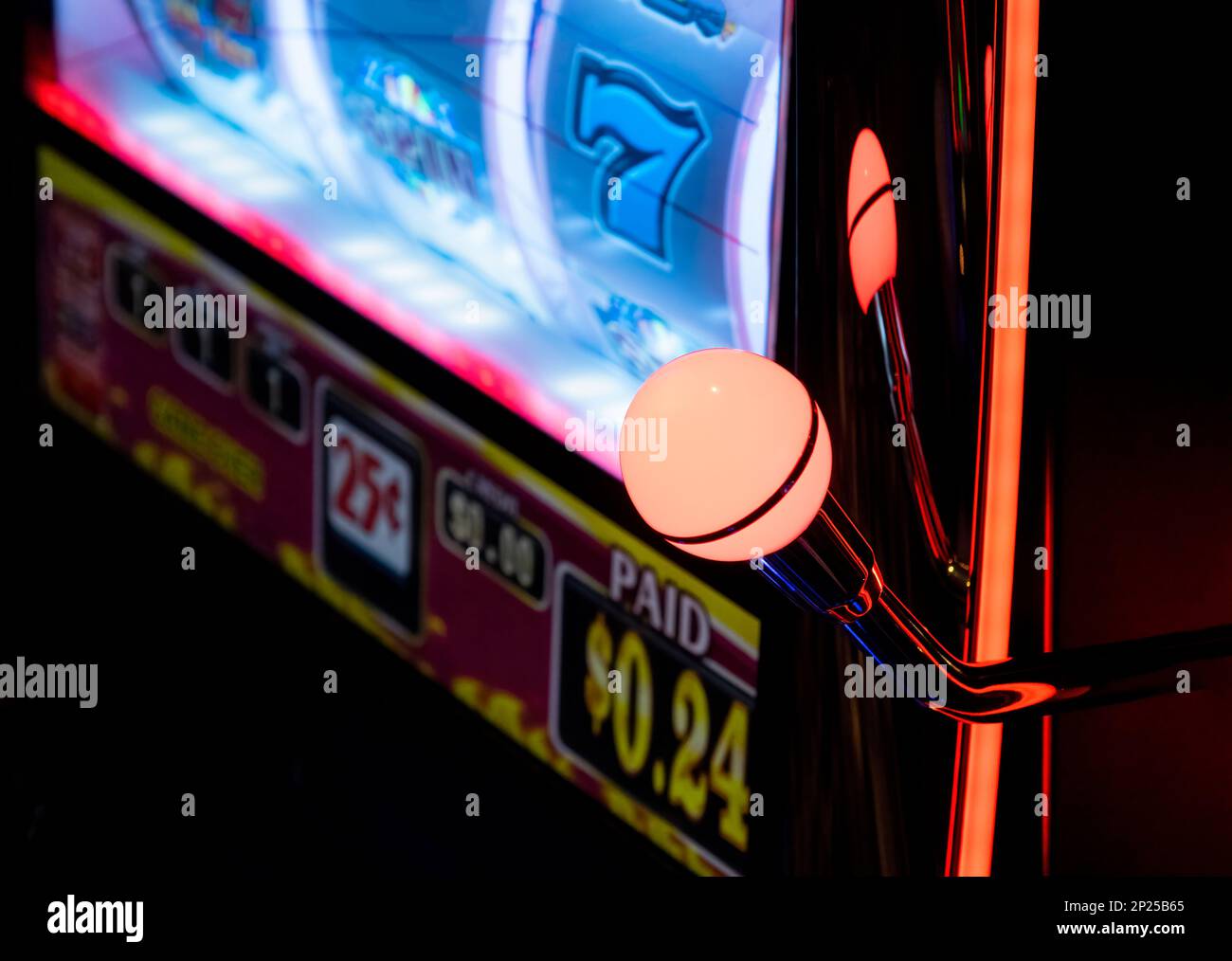 Slot machine bonus hi-res stock photography and images - Page 2 - Alamy