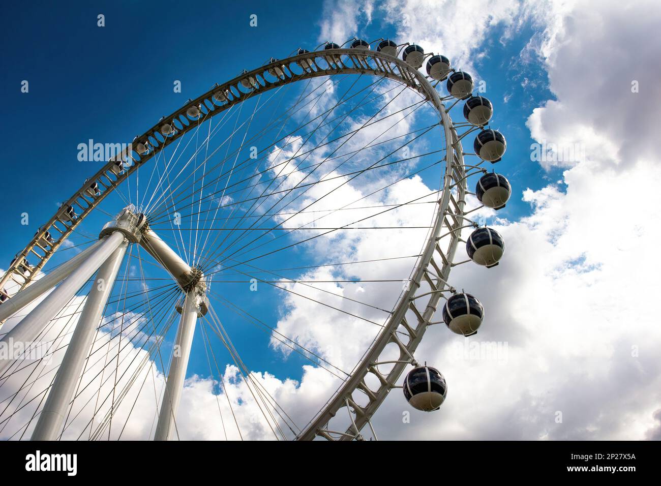 Jogo De Xadrez Gigante No Jardim Do Hotel Imagem de Stock - Imagem