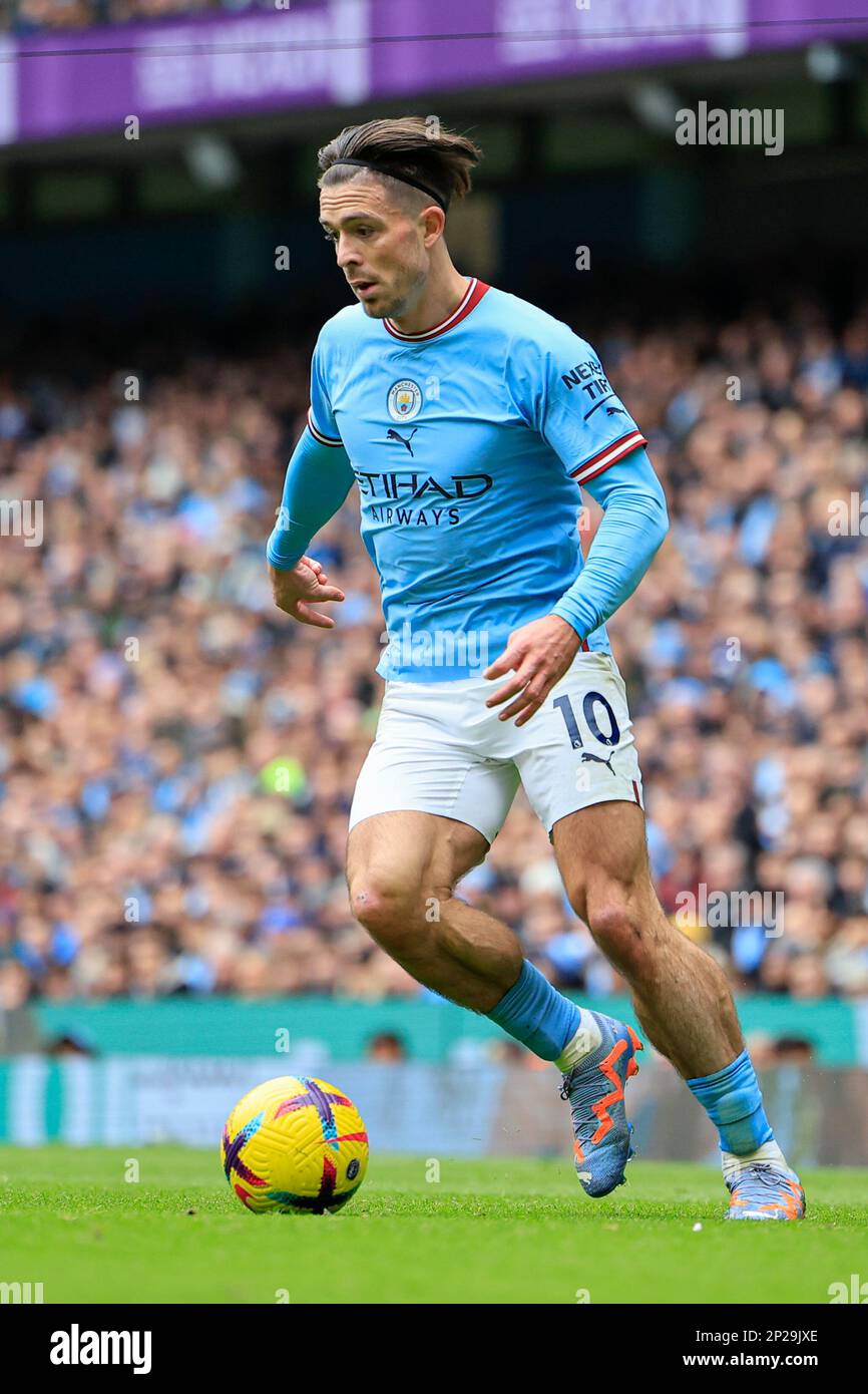Jack Grealish #10 of Manchester City controls the ball