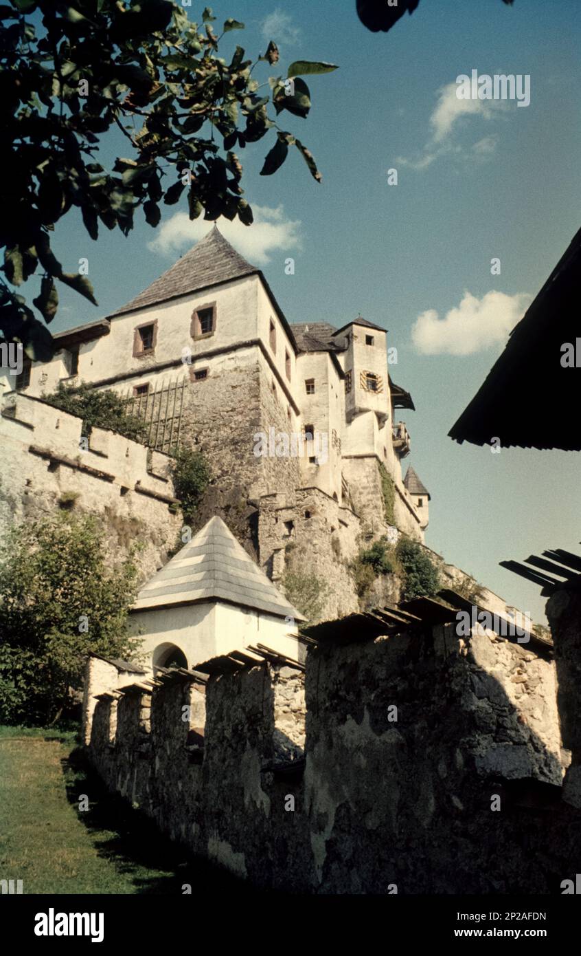 View of the medieval Hochosterwitz Castle from the foot of the rock. Sankt Georgen am Längsee, Sankt Veit an der Glan District Carinthia, Austria,1968 Stock Photo