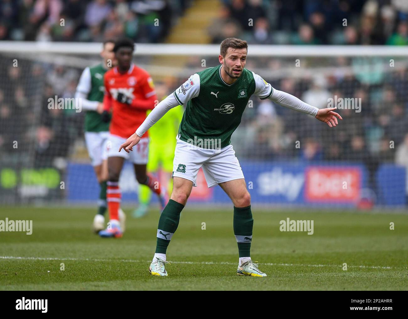 Plymouth Argyle midfielder Matt Butcher (7) defending during the Sky ...