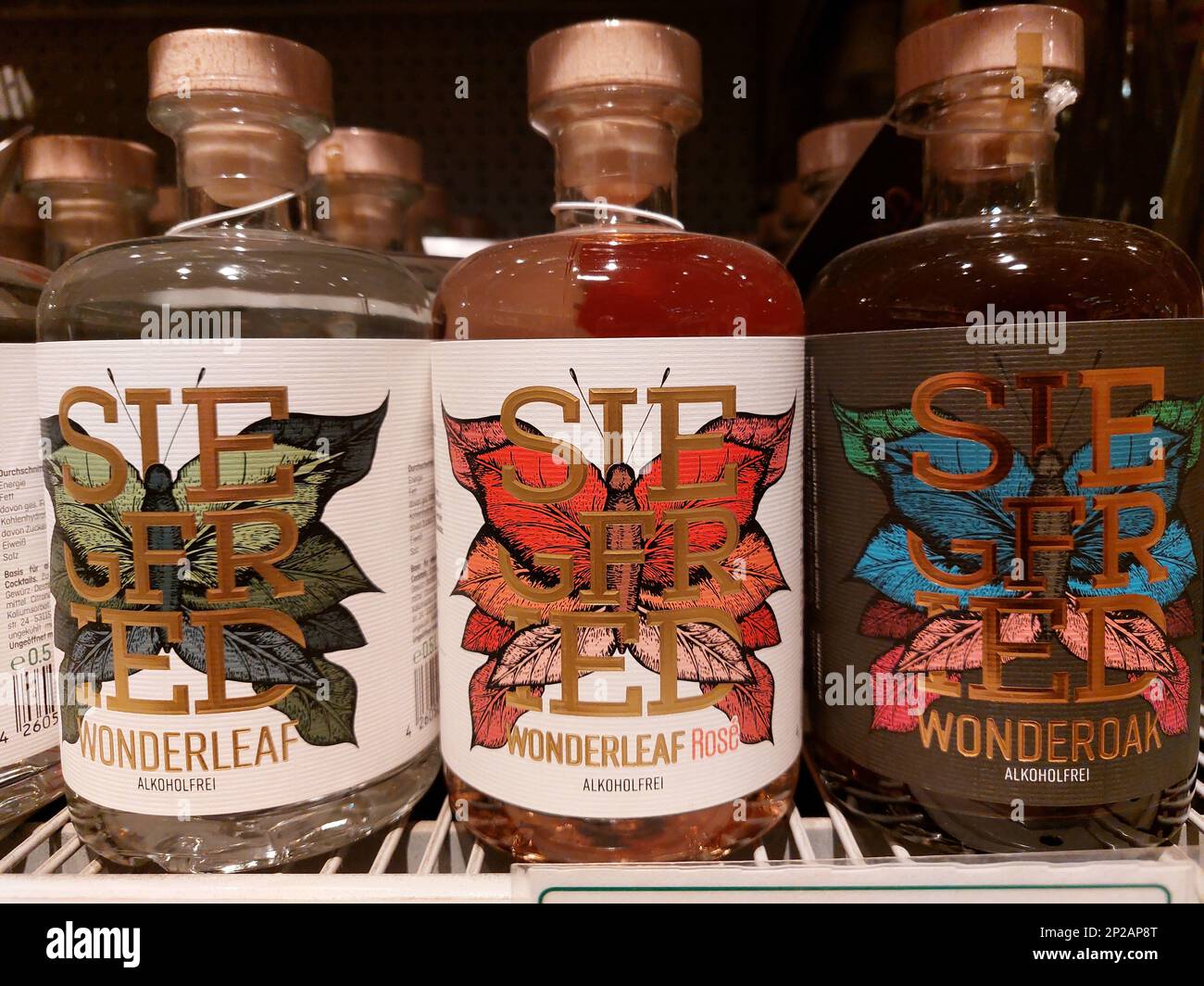 choice of alcohol free Wonderleaf and Wonderoak bottles by Siegfried in a  supermarket Stock Photo - Alamy