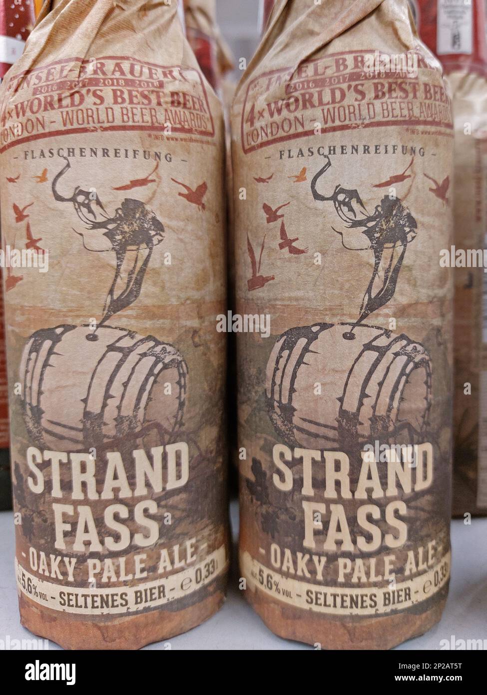 Island Brewery Strand Barrel oaky Pale Ale bottles in a supermarket Stock Photo