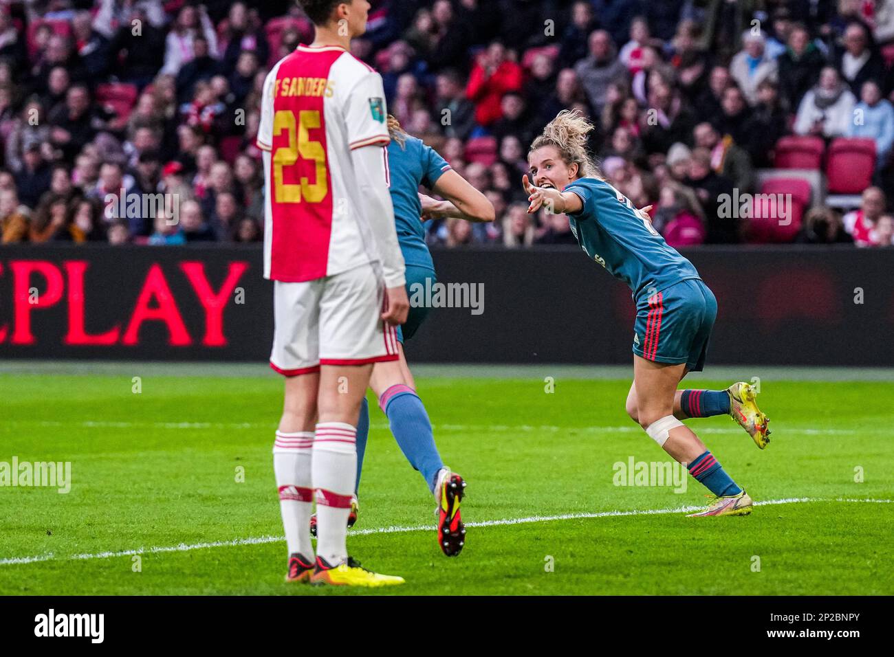 Amsterdam - Esmee de Graaf of Feyenoord V1, Maxime Bennink of Feyenoord V1 celebrate the 0-1 during the match between Ajax V1 v Feyenoord V1 at Johan Cruyff Arena on 4 March 2023 in Amsterdam, Netherlands. (Box to Box Pictures/Yannick Verhoeven) Stock Photo