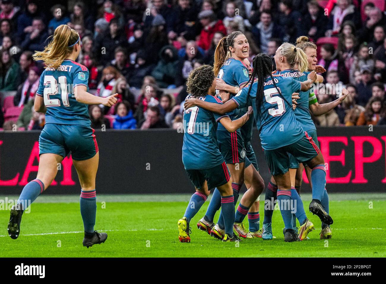 Amsterdam - Esmee de Graaf of Feyenoord V1 celebrates the 0-1 during the match between Ajax V1 v Feyenoord V1 at Johan Cruyff Arena on 4 March 2023 in Amsterdam, Netherlands. (Box to Box Pictures/Yannick Verhoeven) Stock Photo