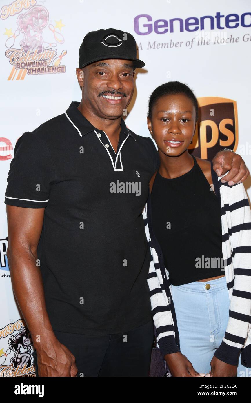 Celebrity Bowling Tv Show 60 Photos Moonagedaydream film Celebrity Bowling Tv Show 60 Photos Moonagedaydream film