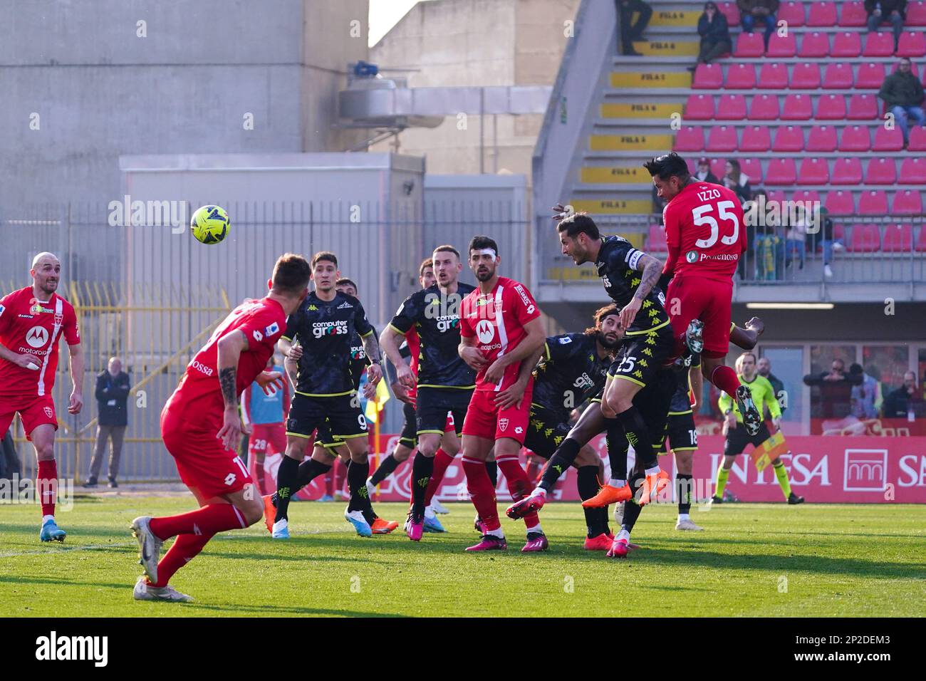 Monza, Italy. 4th Mar 2023. Armando Izzo (AC Monza) scores the goal of 2-1  during the Italian championship Serie A football match between AC Monza and  Empoli FC on March 4, 2023