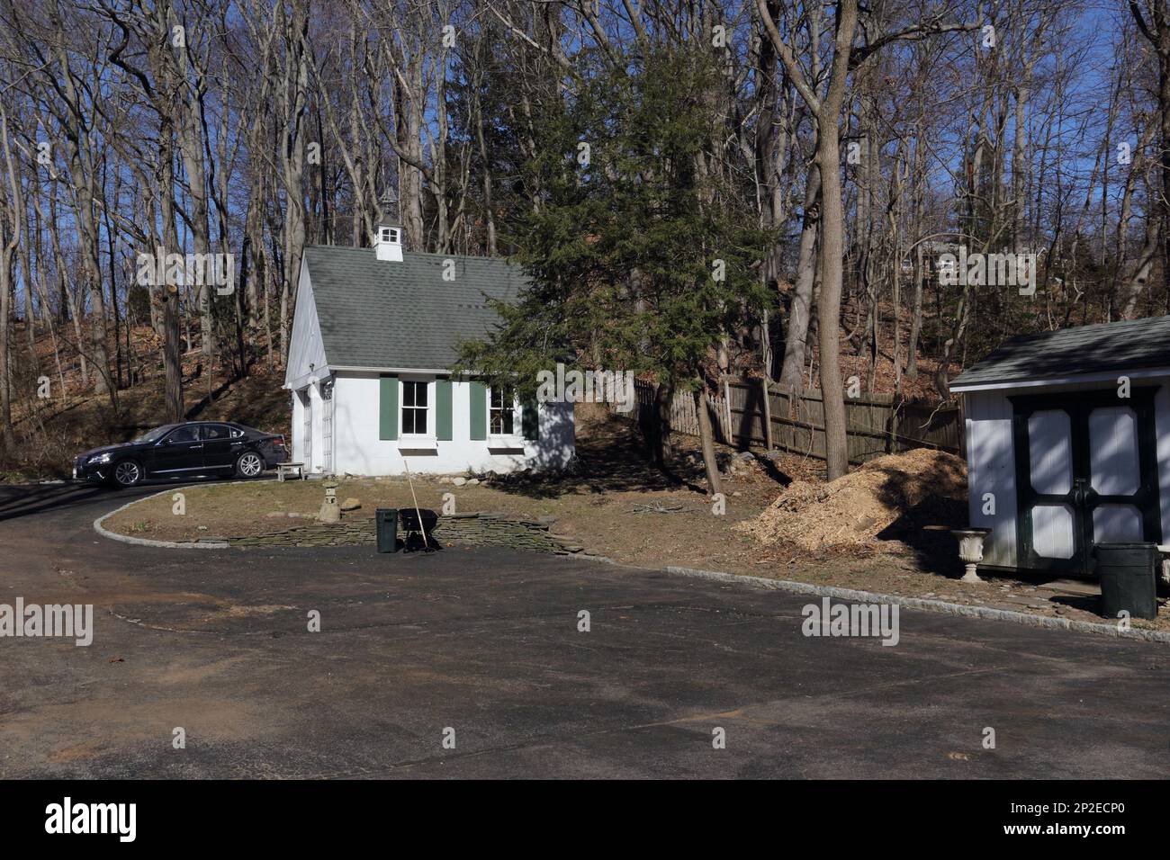 Detached garage Long Island New York Stock Photo Alamy