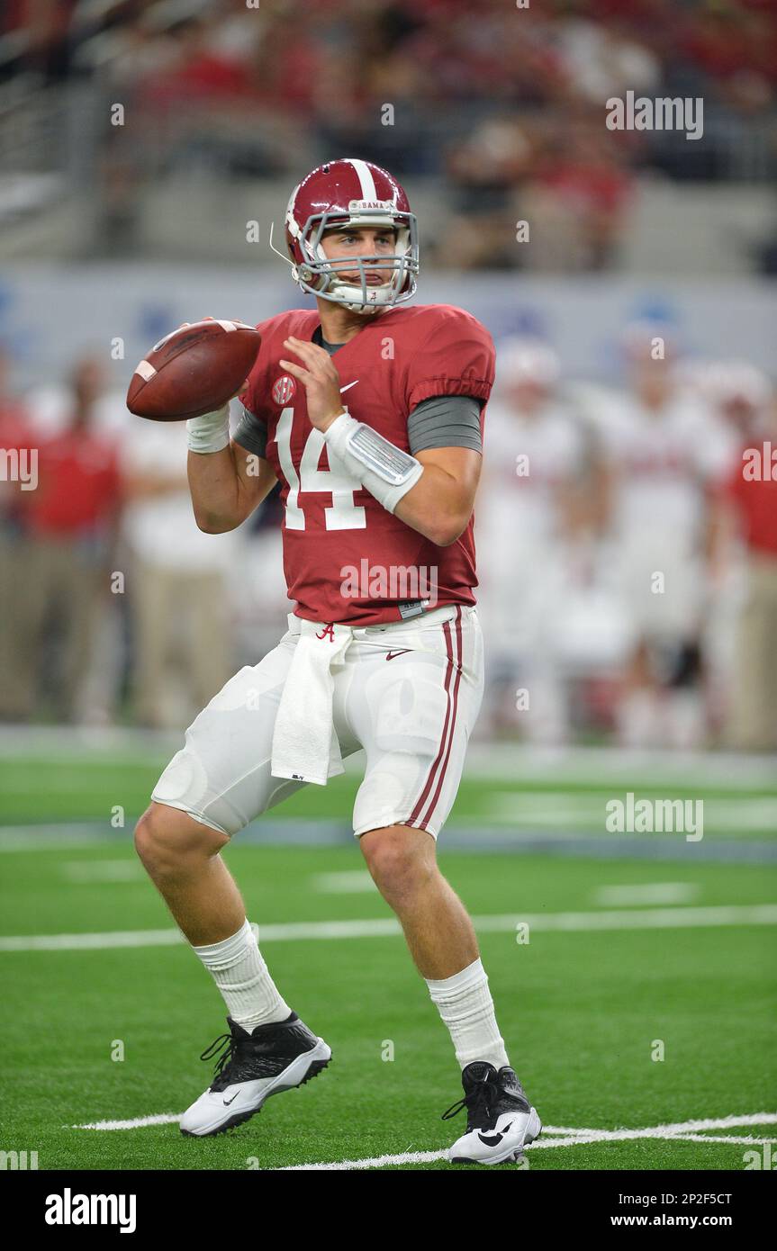 September 05, 2015 Alabama Crimson Tide quarterback Jake Coker (14