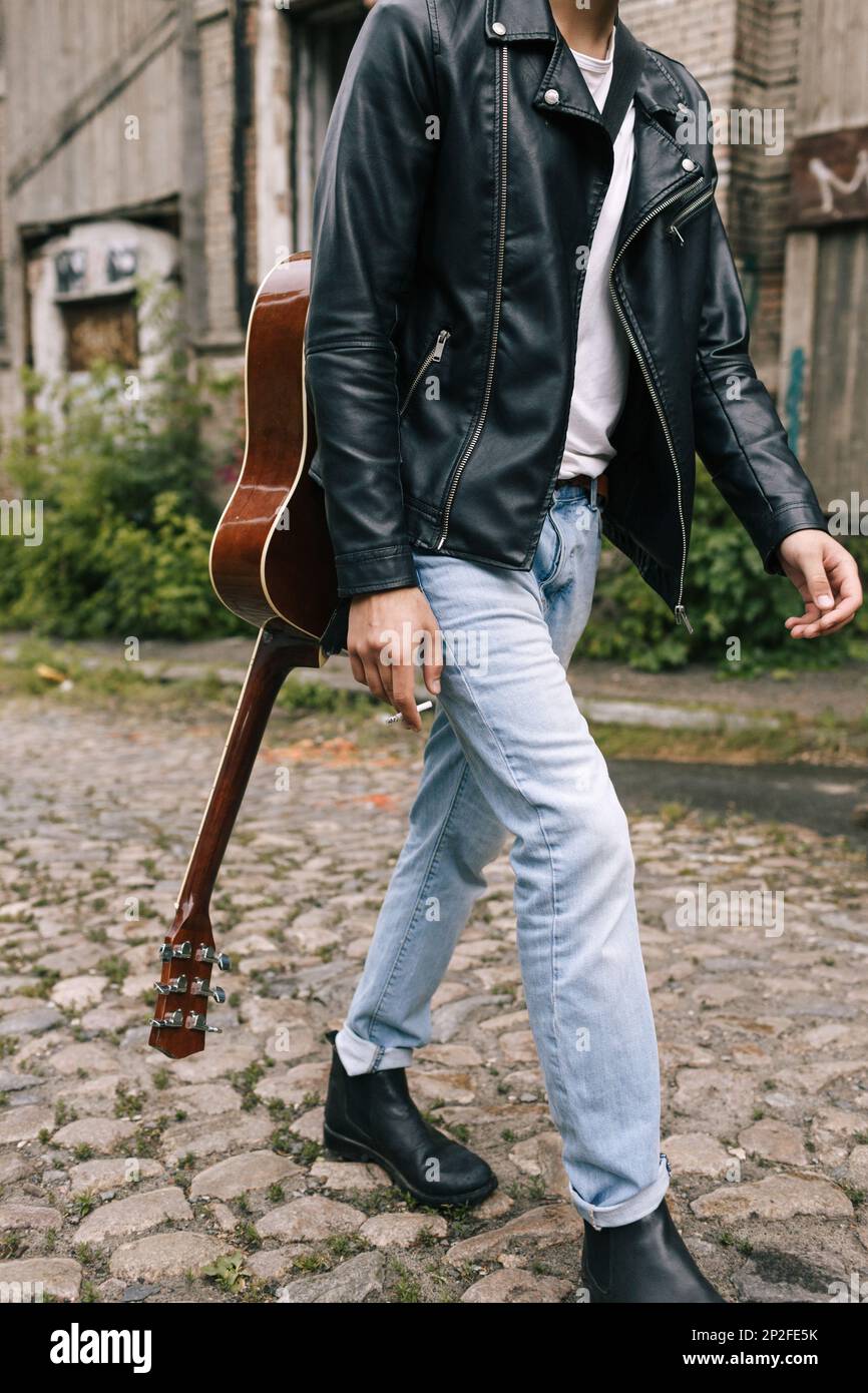 musician guitar player artist performer Stock Photo Alamy