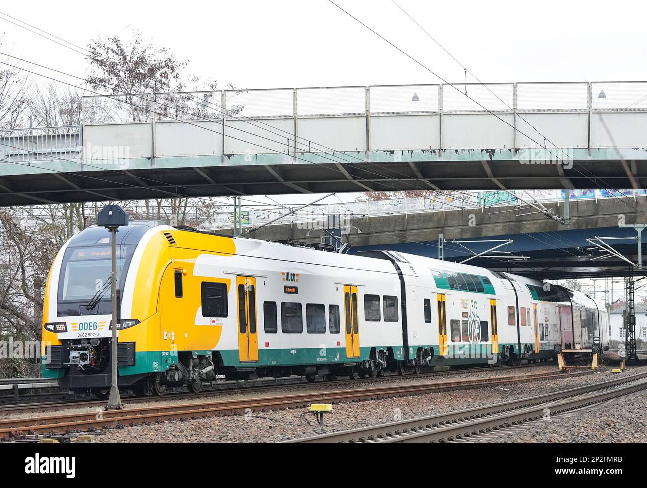 potsdam-germany-20th-dec-2022-a-train-of-the-ostdeutsche-eisenbahn