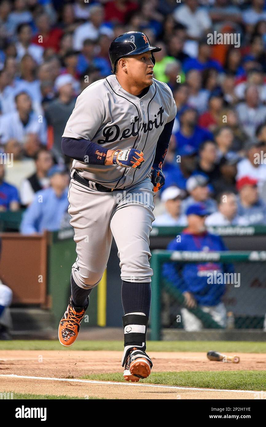 19 August 2015: Detroit Tigers First base Miguel Cabrera (24) [3277]  running the bases in a MLB game between the Detroit Tigers and the Chicago  Cubs, at Wrigley Field, Chicago, Il (Icon