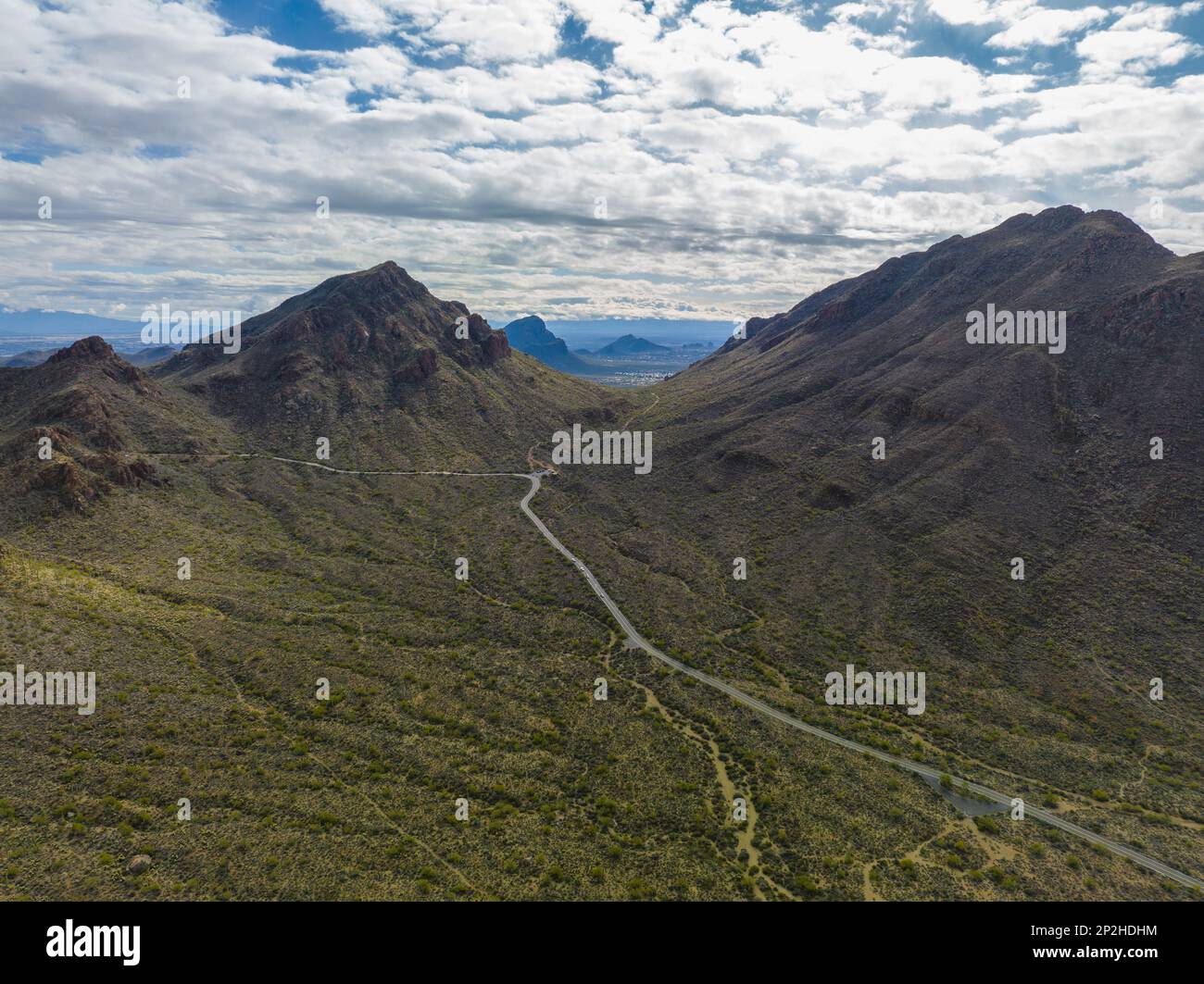 Yetman Trail between Ringtail Ridge and Golden Gate Peak in Tucson Mountains aerial view with Sonoran Desert landscape from Gates Pass near Saguaro Na Stock Photo