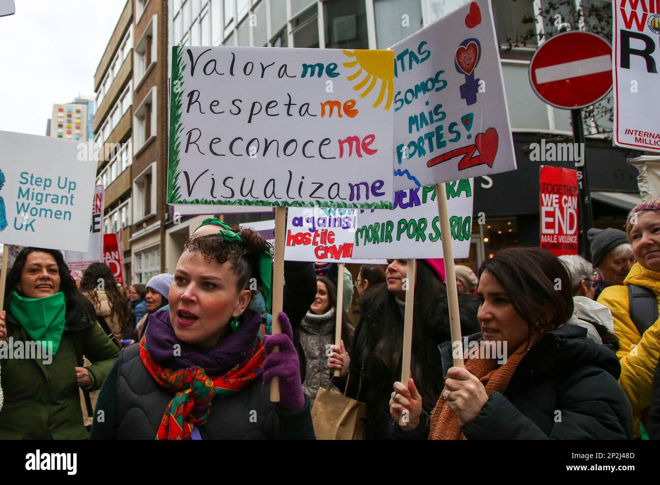 End violence against women usa protest hi-res stock photography and ...