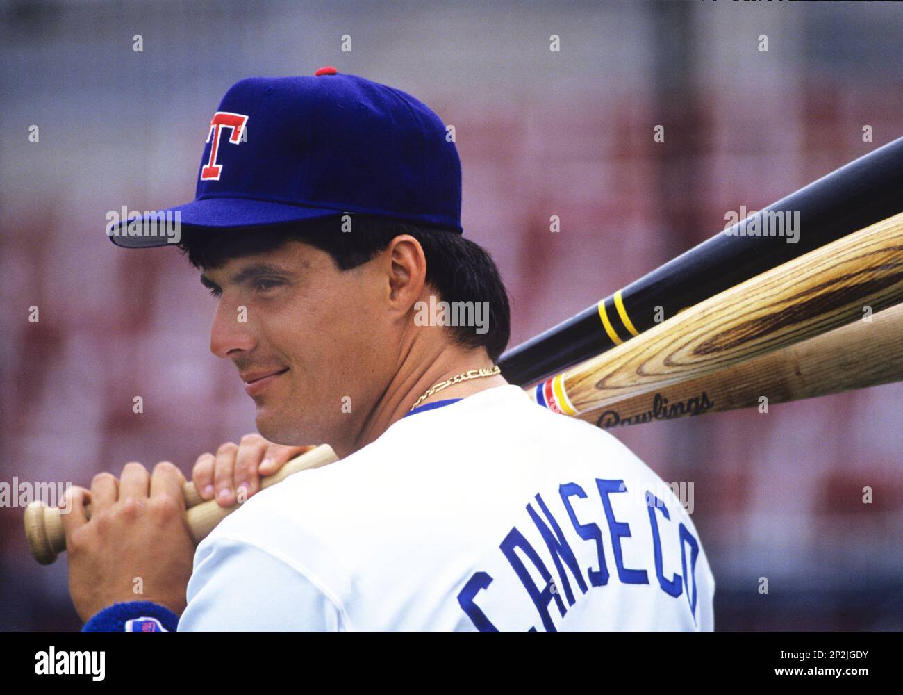 Texas Rangers outfielder Jose Canseco (33) sets to bat. (AP Photo / Al  Messerschmidt Stock Photo - Alamy