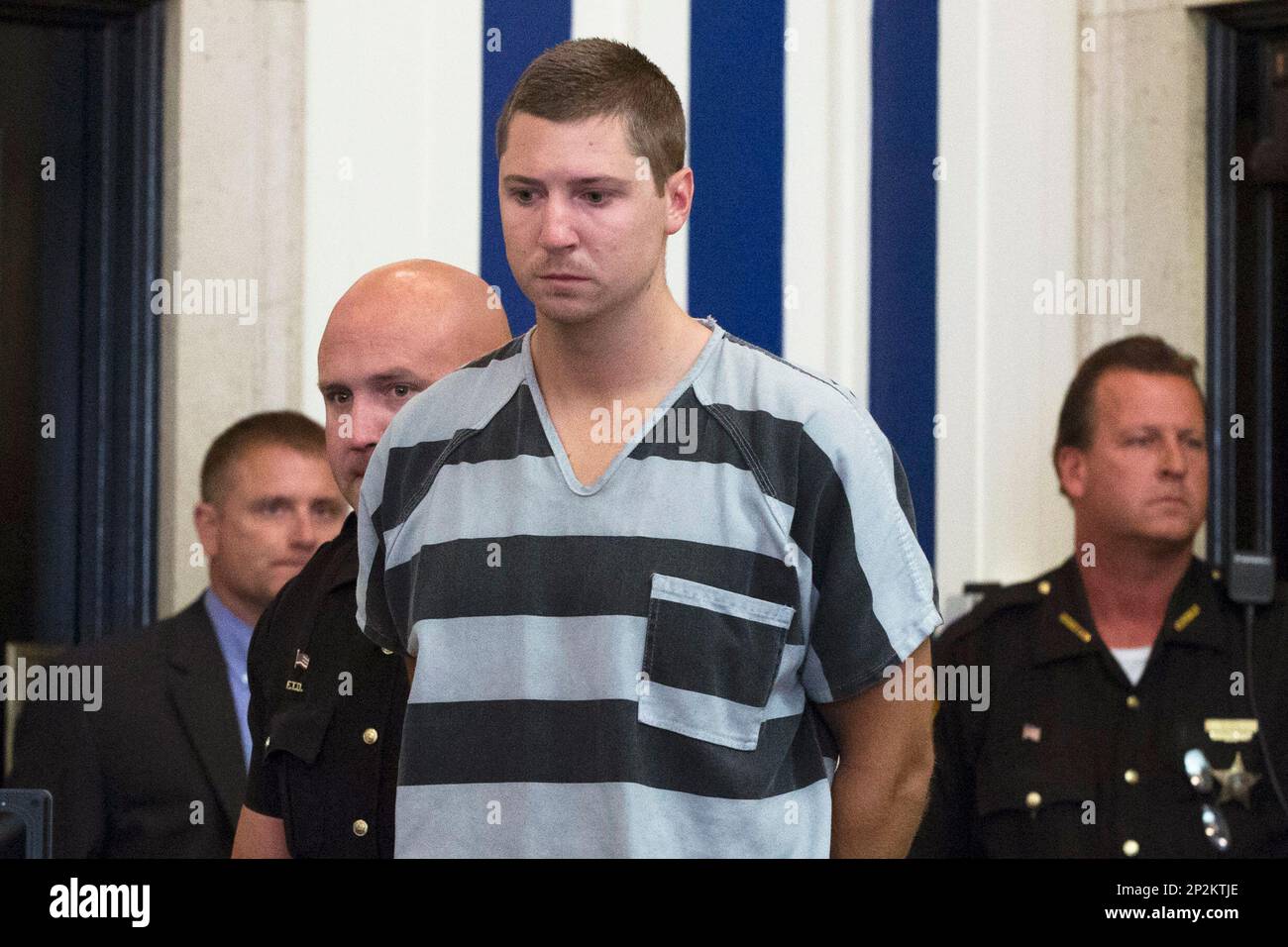 Former University of Cincinnati police officer Ray Tensing appears at ...