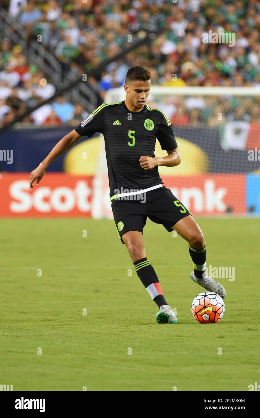 July 26, 2015: Mexico defender Diego Reyes #5 passes the ball during the  2015 CONCACAF Gold Cup final between Jamaica and Mexico at Lincoln  Financial Field in Philadelphia, Pennsylvania. Mexico defeated Jamaica