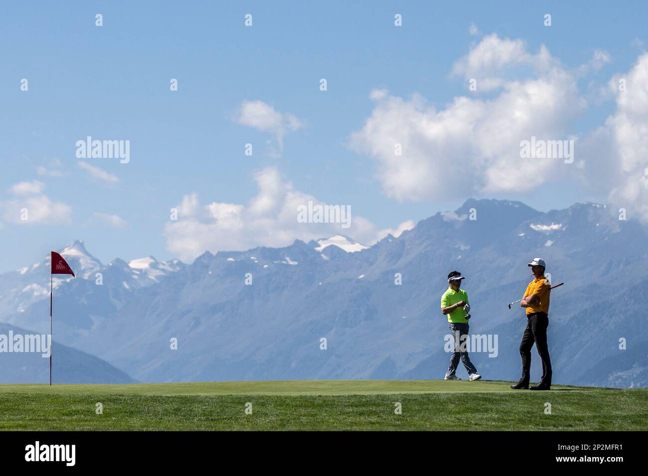 Yang Yong eun of South Korea left and Robert Karlsson of Sweden