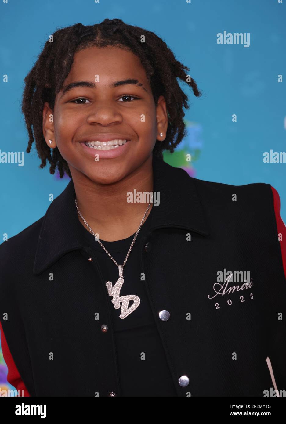 Dylan Gilmer arrives at the Nickelodeon Kids' Choice Awards on Saturday ...