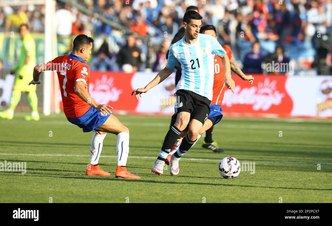 Matías Fernández took the perfect penalty to win Copa America