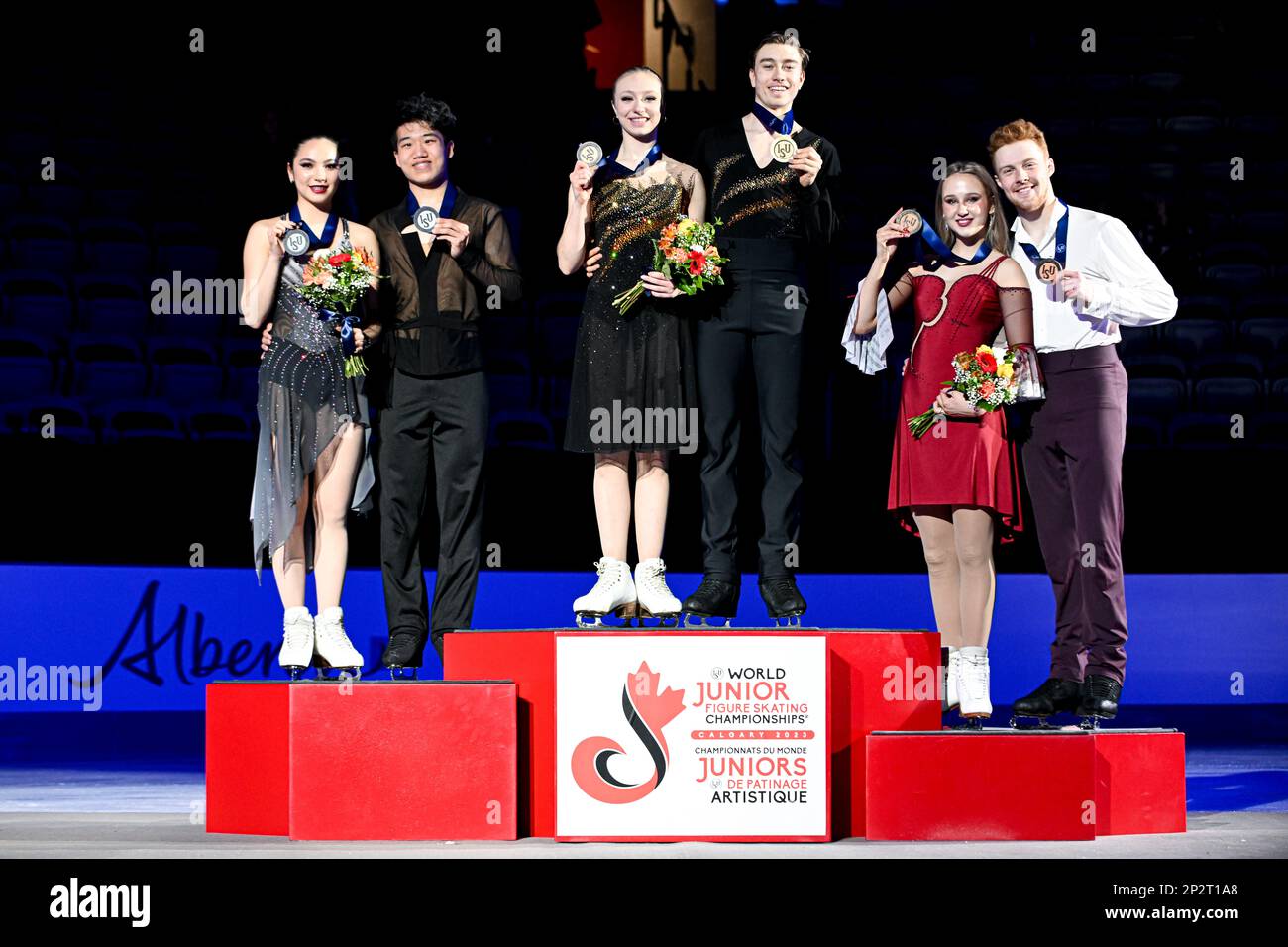 Ice Dance Medal Ceremony, LR Hannah LIM & Ye QUAN (KOR) second place