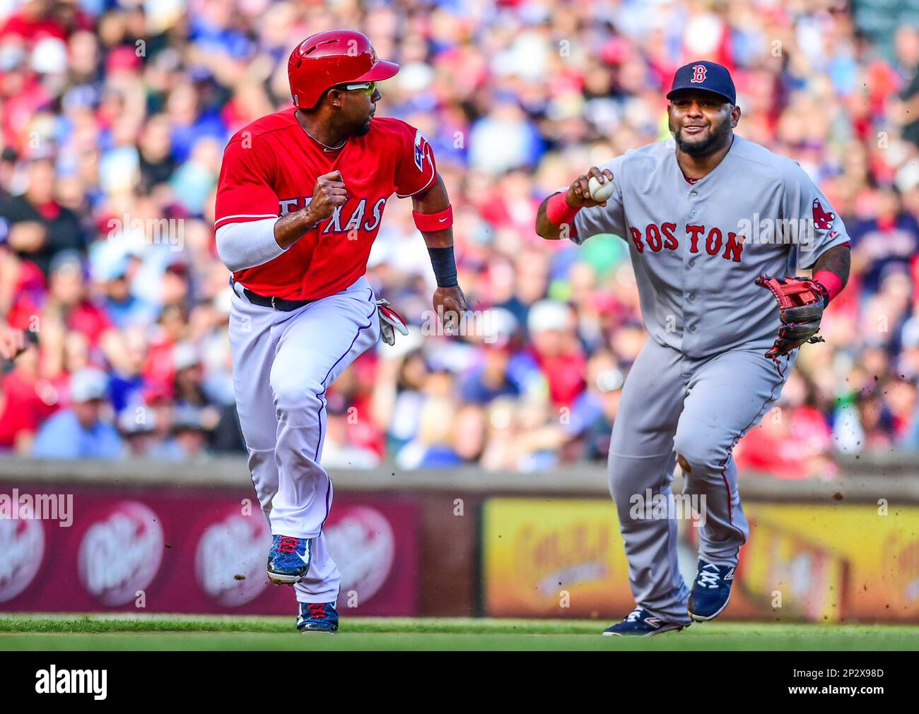 May 30, 2015 Texas Rangers Outfield Delino DeShields Jr. (7) is chased