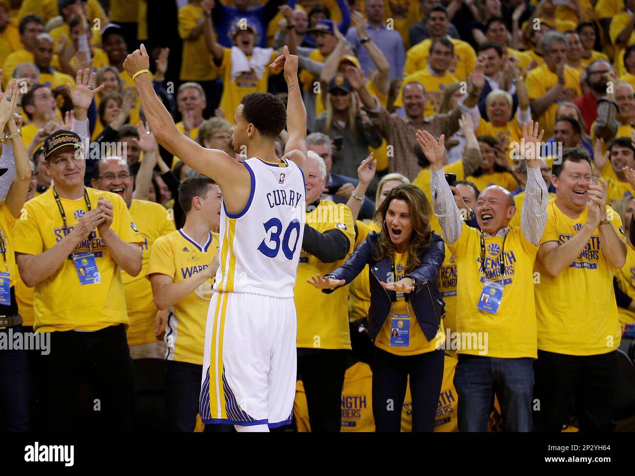 Warriors Won The West T-Shirt Oakland Basketball Fans Shirt Warriors Won The West T-Shirt Oakland Basketball Fans Shirt