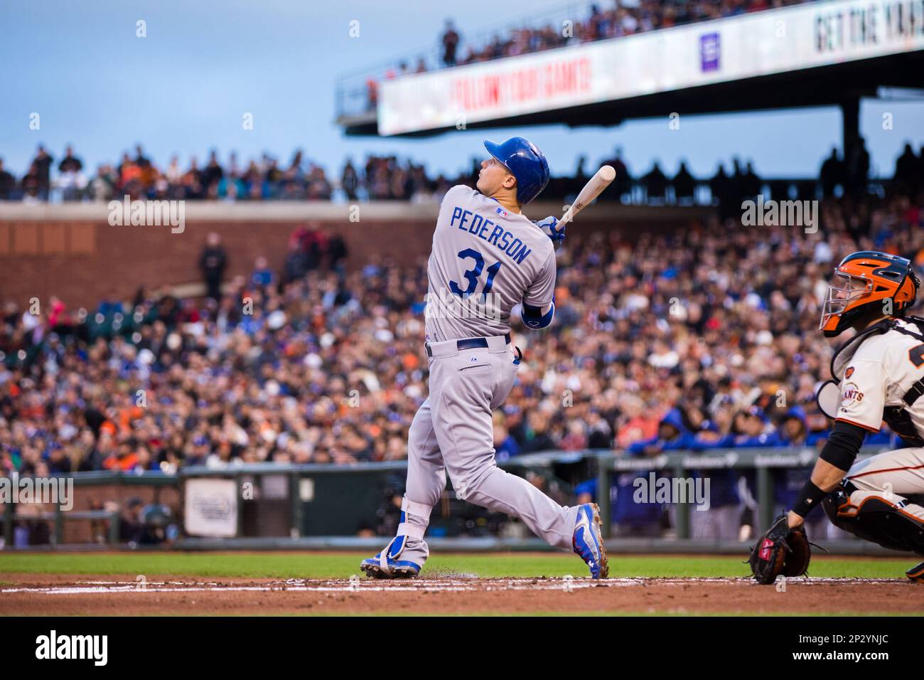 Download Back Throw By Joc Pederson Wallpaper