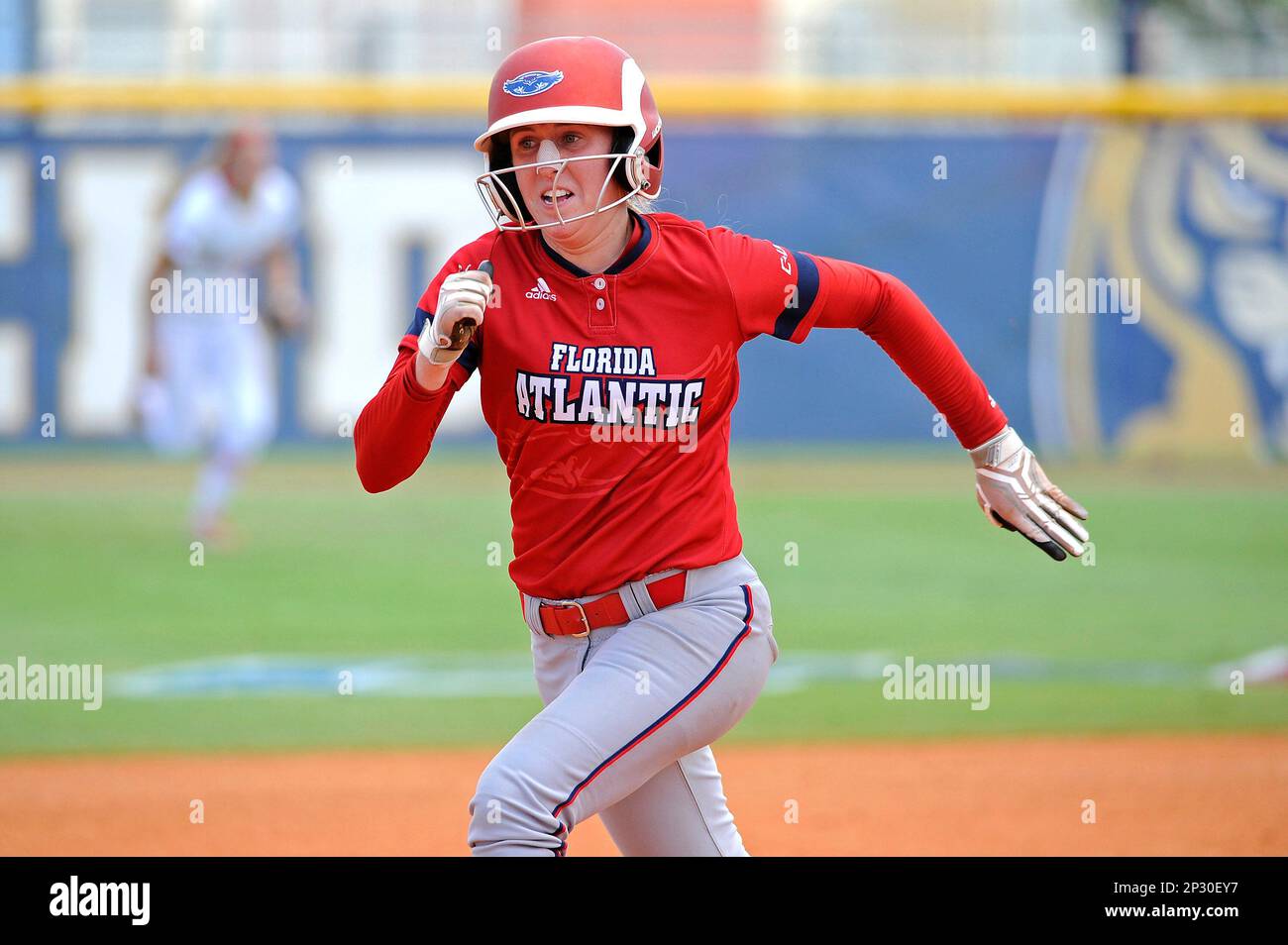 9 May 2015: FAU outfielder Lindsey Shell (10) runs to third as the ...