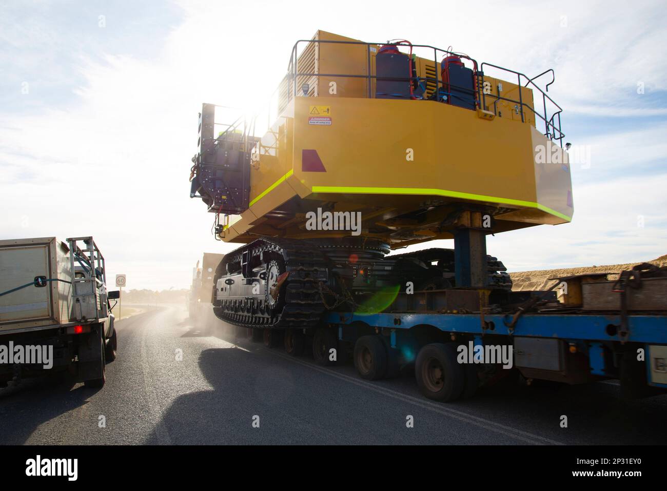 Oversize load semi truck hi-res stock photography and images - Alamy