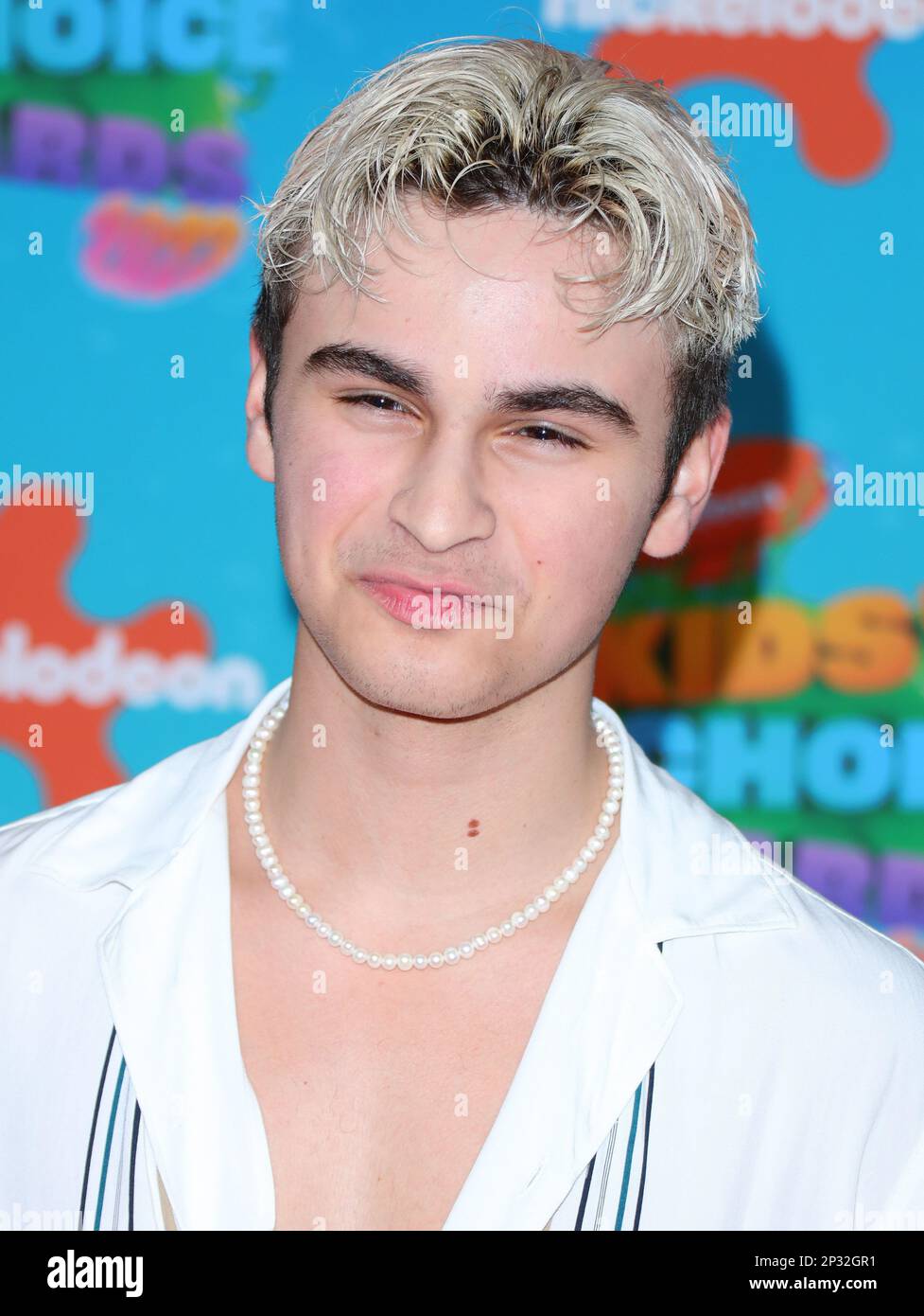 Chance Hurstfield arrives at The 2023 Nickelodeon Kids Choice Awards ...