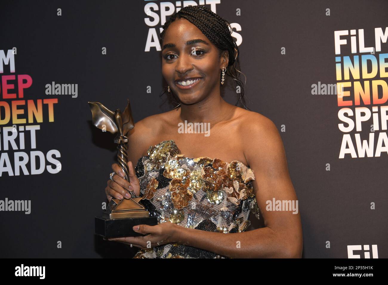 Ayo Edebiri, winner of the Best Supporting Performance in a New ...