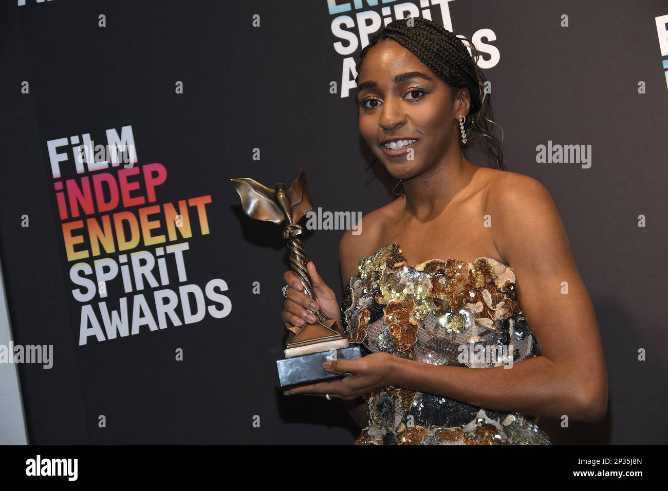 Ayo Edebiri, winner of the Best Supporting Performance in a New ...